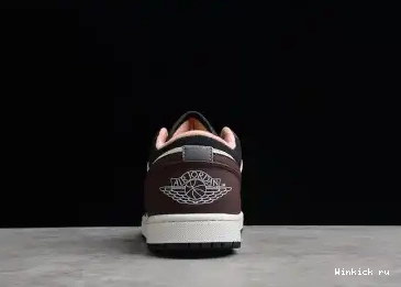 AIR JORDAN MOCHA LOW 1 0606